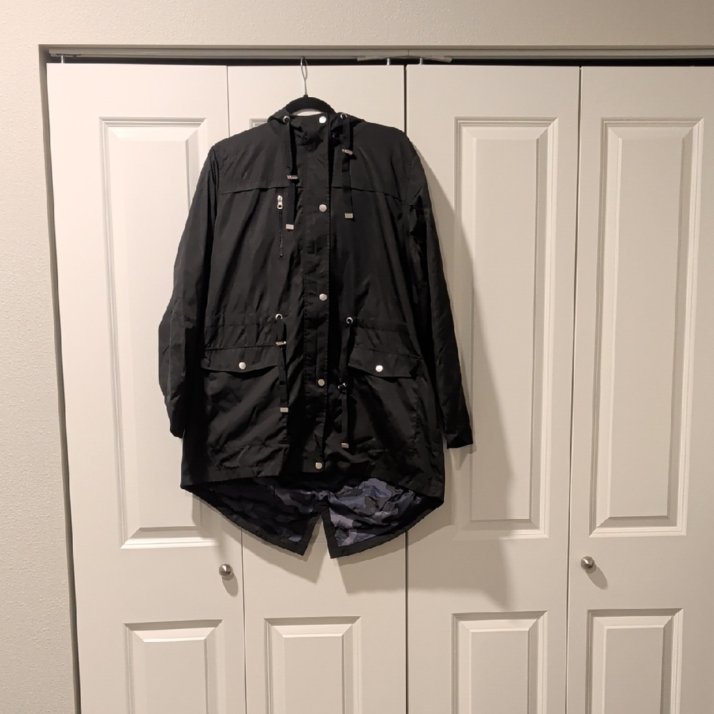 Time and Tru Black and Gray Jacket